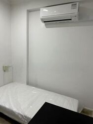 Simei Green Condominium (D18), Condominium #611224151